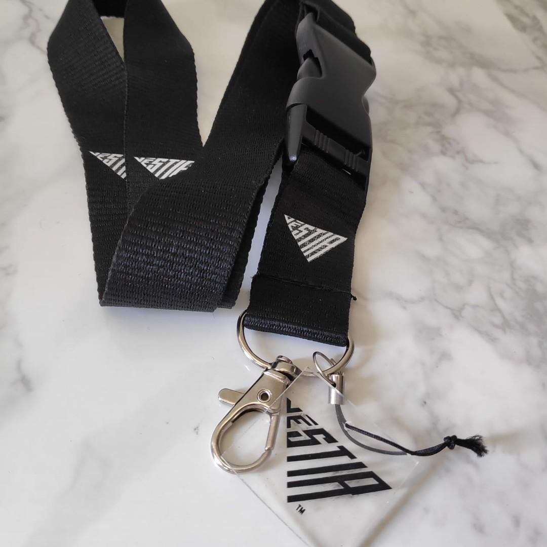 Detachable Buckle Lanyard